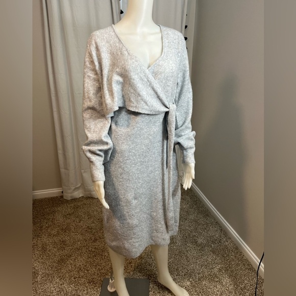 Isabel Maternity by Ingrid & Isabel Dresses & Skirts - Isabel maternity by Ingrid & Isabel grey midi sweater dress with wrap top NWT